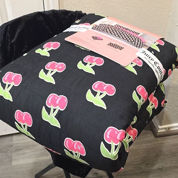 Juicy Couture Home Cherry Print 3-PC Reversible Full/Queen Quilt Set - Picture 6 of 7